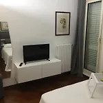 Michi's - Attico In Centro Apartment *